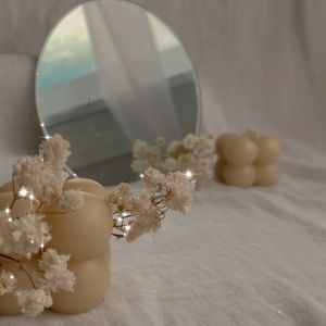 2 small bubble candles